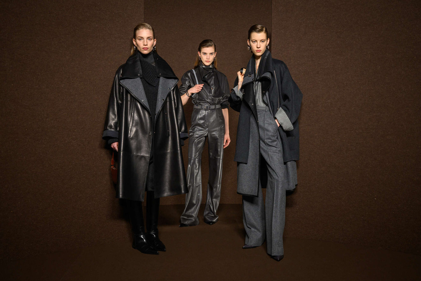 BST Hermès Thu Đông 2025: Những nữ kỵ sĩ quyền lực & xa hoa đến từ Pháp quốc