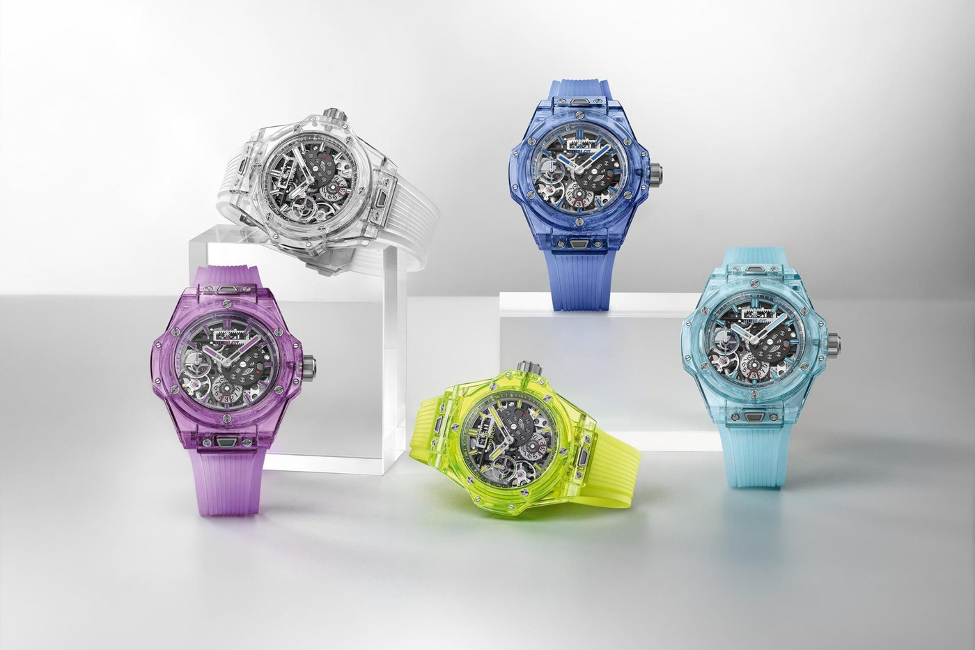 Hublot Big Bang "Master Of Sapphire": BST kỷ niệm 20 năm bằng sapphire đa sắc