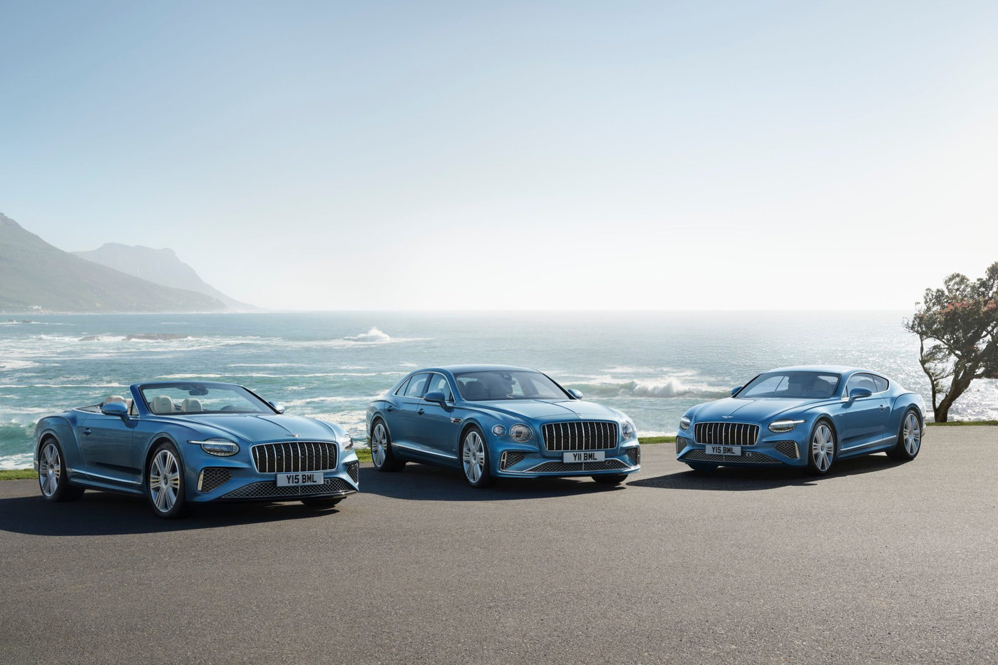 Bentley Azure phiên bản mới: Nâng tầm hiệu suất, kiến tạo trải nghiệm lái thư thái