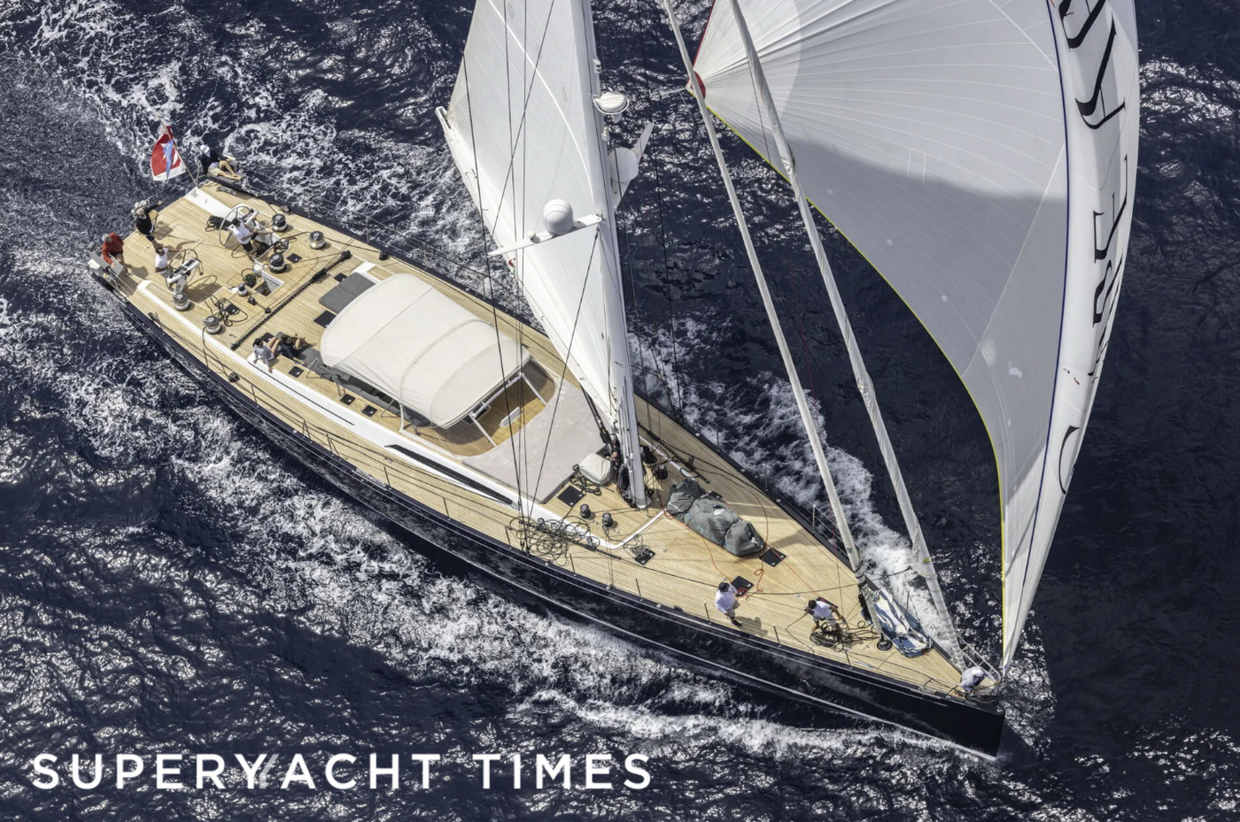 Điểm danh loạt du thuyền tranh tài tại Giorgio Armani Superyacht Regatta 2025