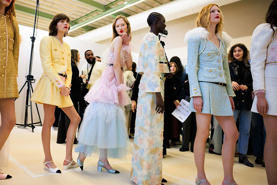Sàn diễn Haute Couture Paris Thu/Đông 2025: Tâm điểm của chia tay và đế chế mới