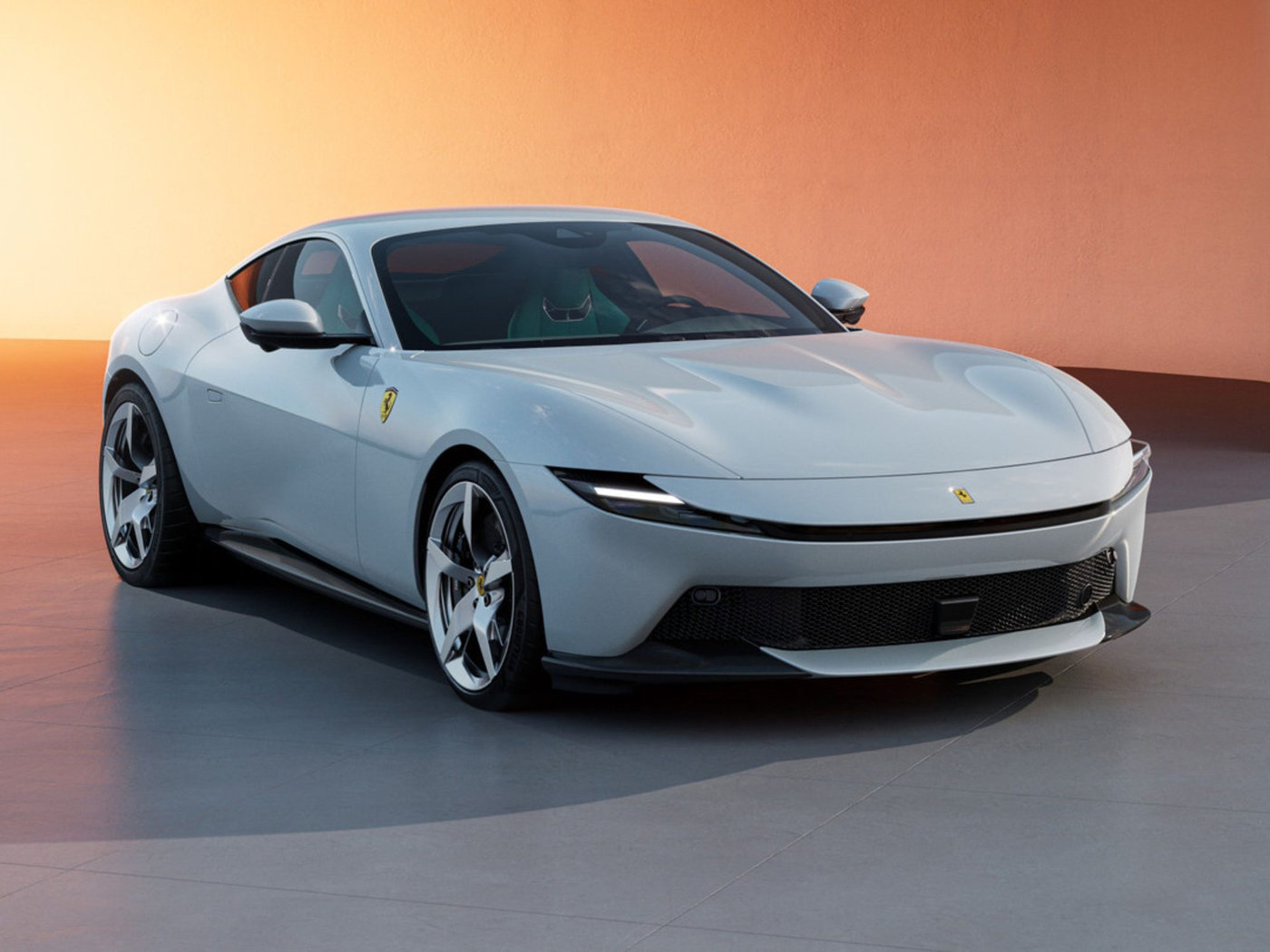 Ferrari Amalfi ra mắt: Mẫu Grand Tourer động cơ V8 hoàn toàn mới thay thế Roma