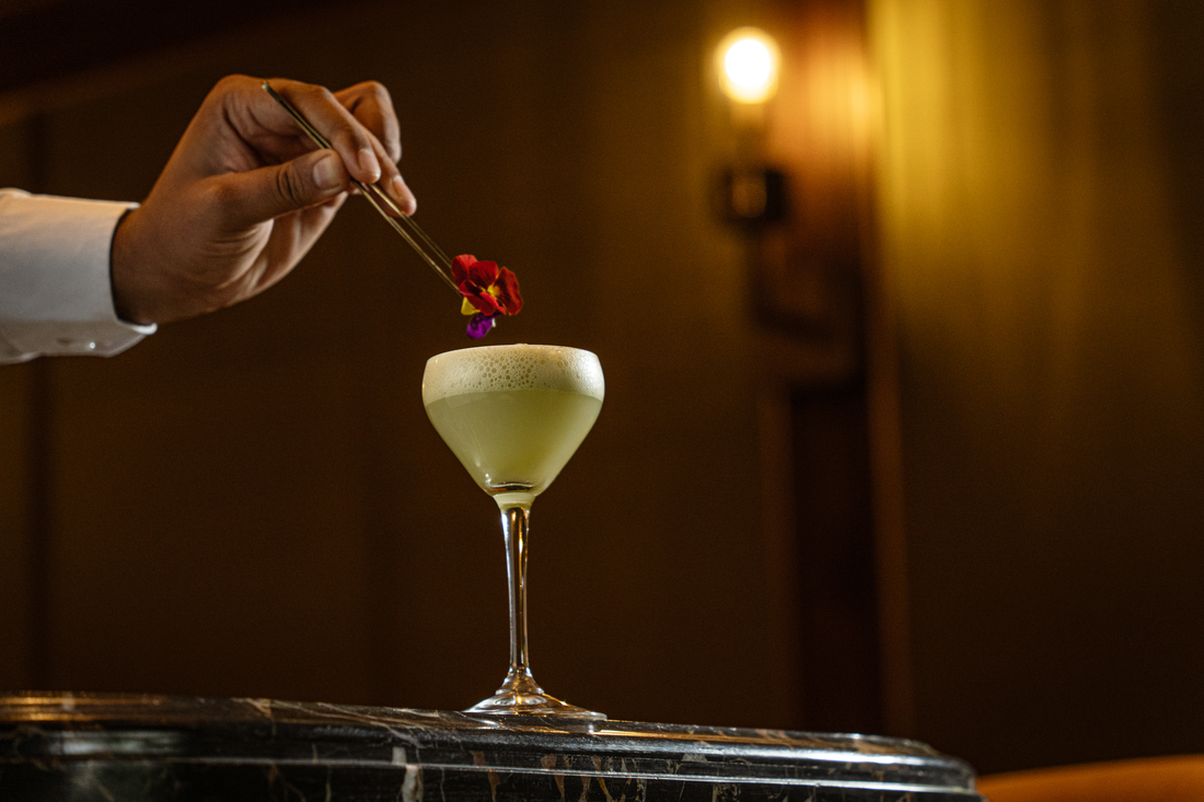 Regent Phú Quốc ra mắt BST Cocktail từ cảm hứng đá quý – The Spirit of Gemstones