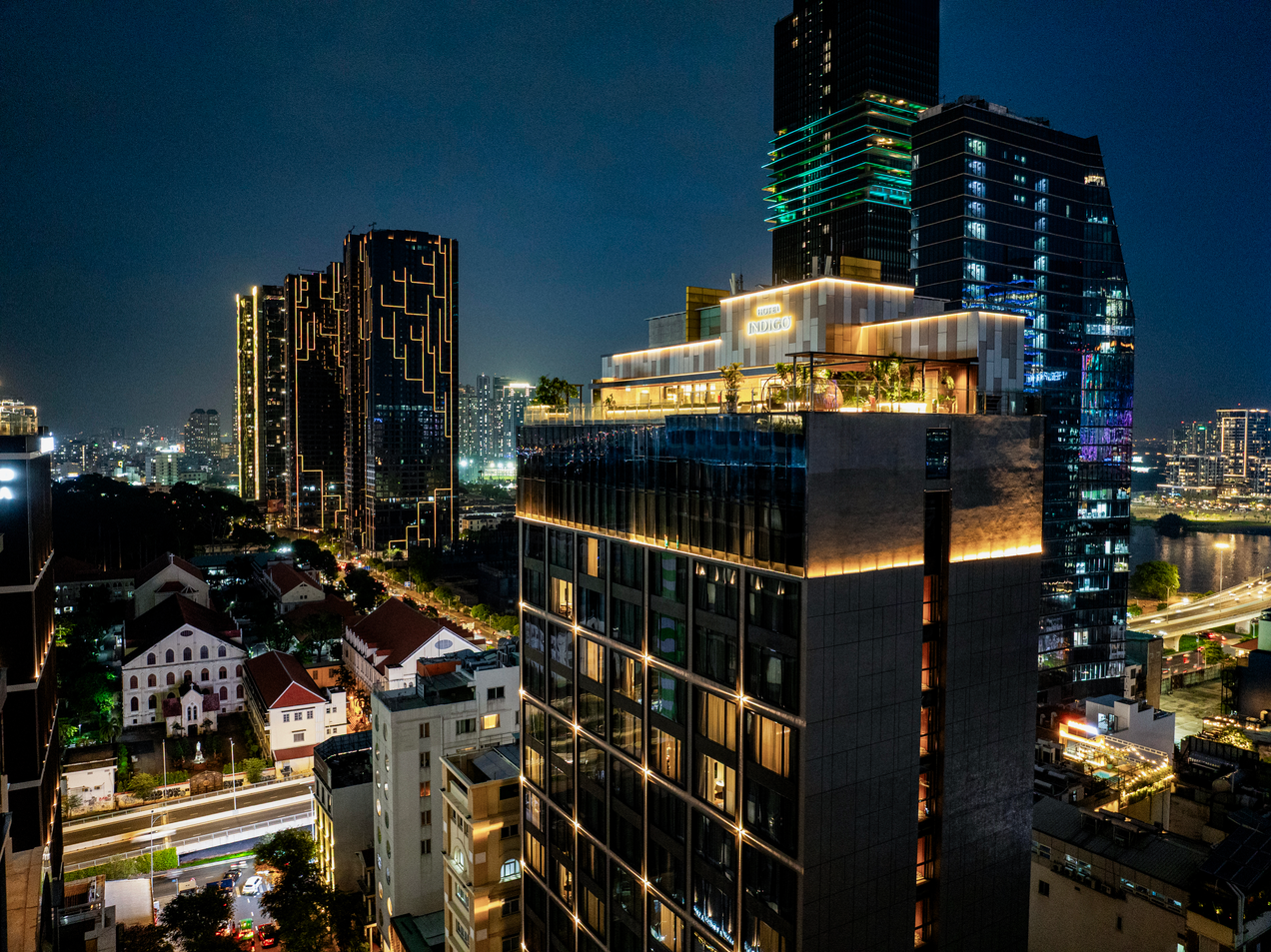 Hẹn cùng nhau đón mùa lễ hội trong bản hòa ca cảm xúc tại Hotel Indigo Saigon The City