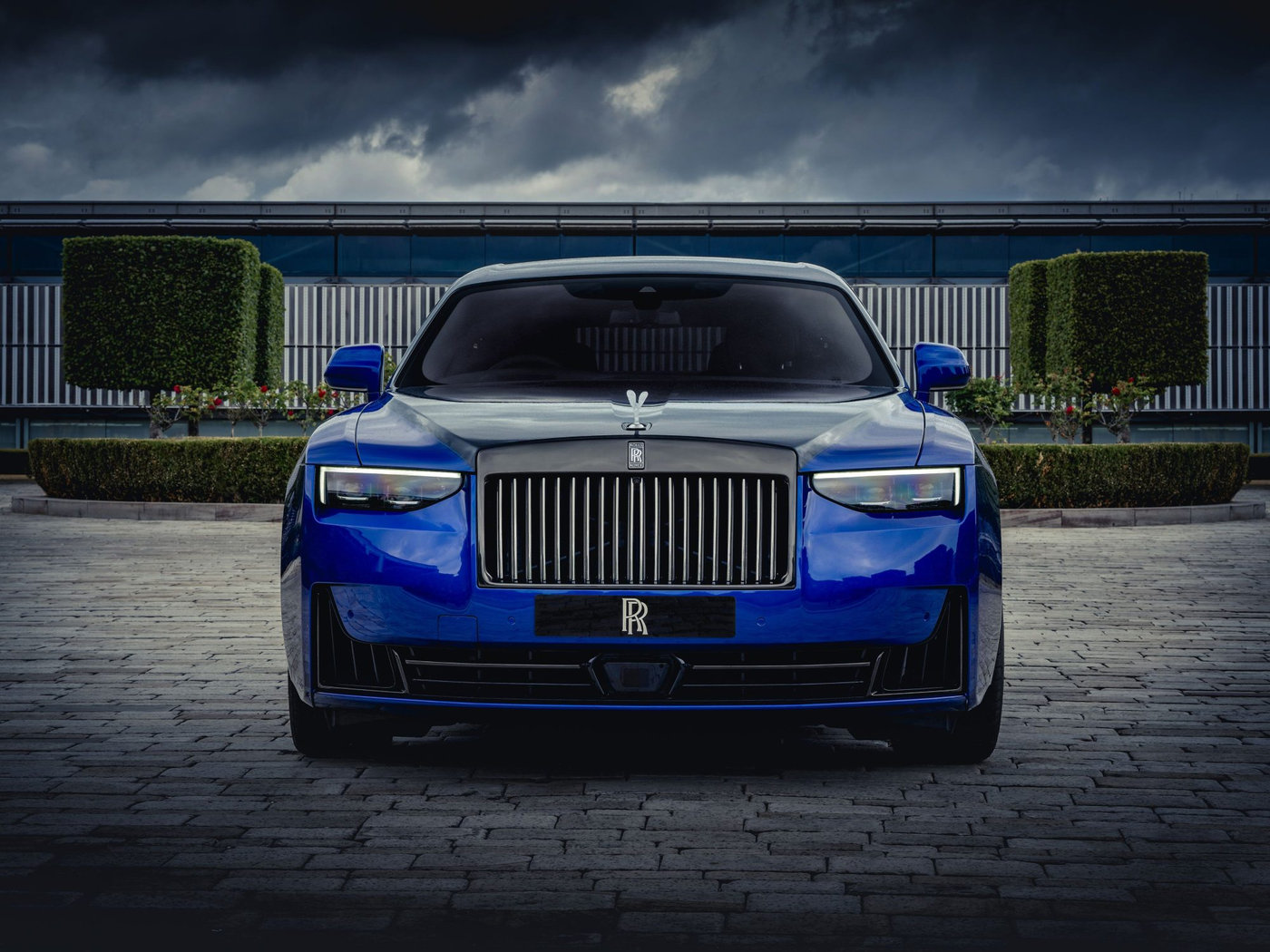 Rolls-Royce & Black Badge Ghost Gamer độc lạ lấy cảm hứng trò chơi điện tử cổ điển