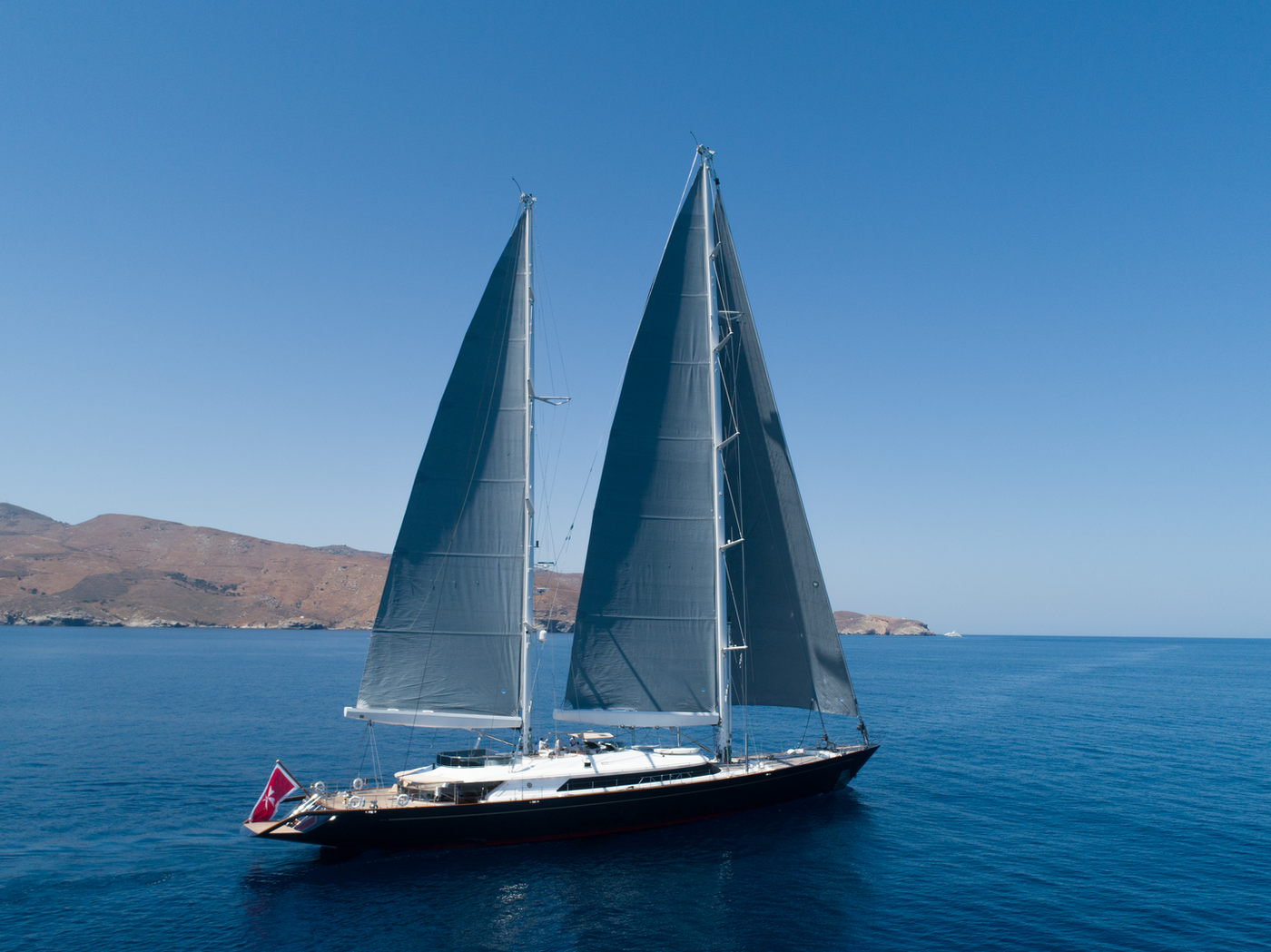 Perini Navi Burrasca "hồi sinh" với bản refit 2024: Biểu tượng đẳng cấp của du thuyền buồm