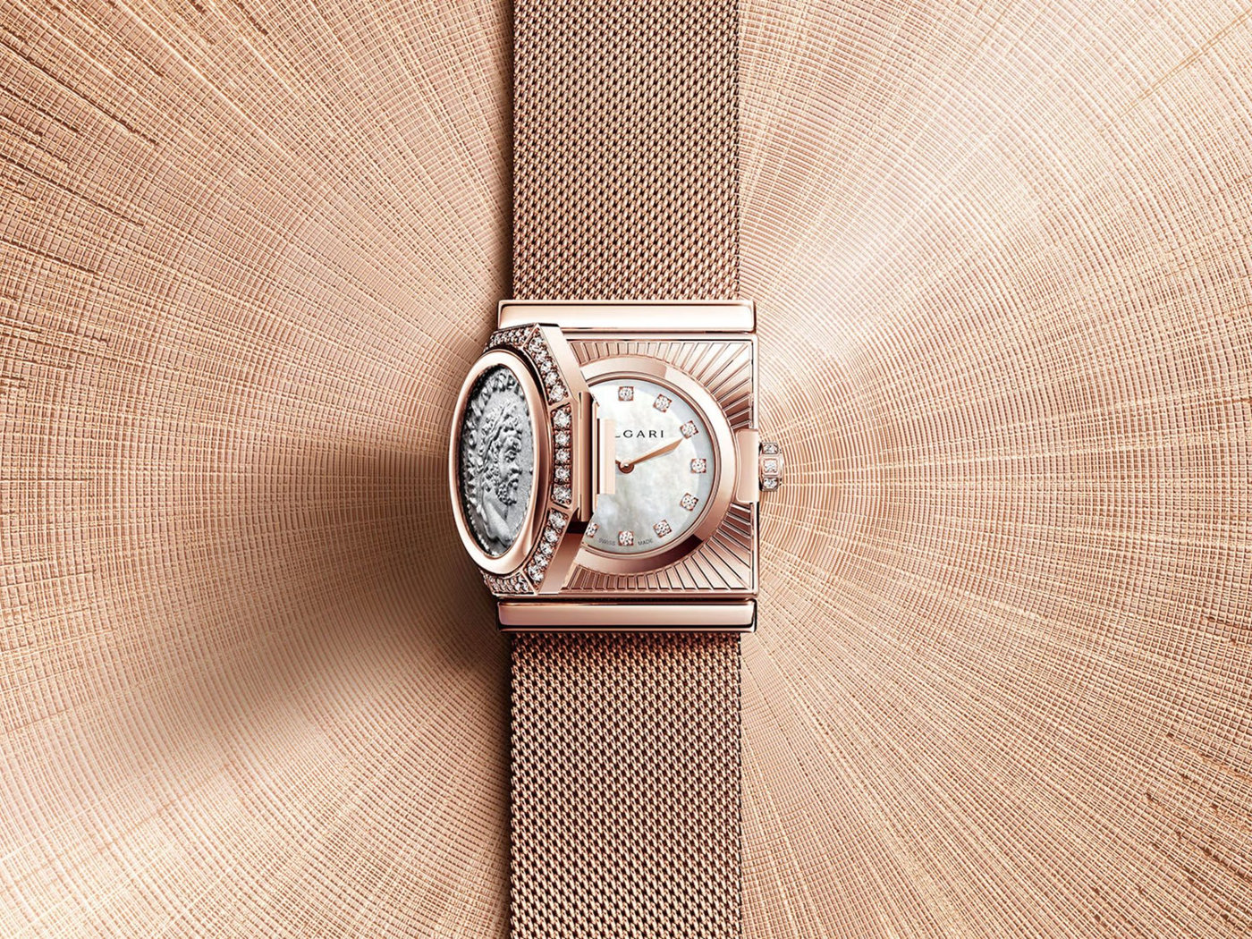 Bulgari Monete Secret Watch – Bí mật lịch sử La Mã trong một "kiệt tác đếm thời gian"