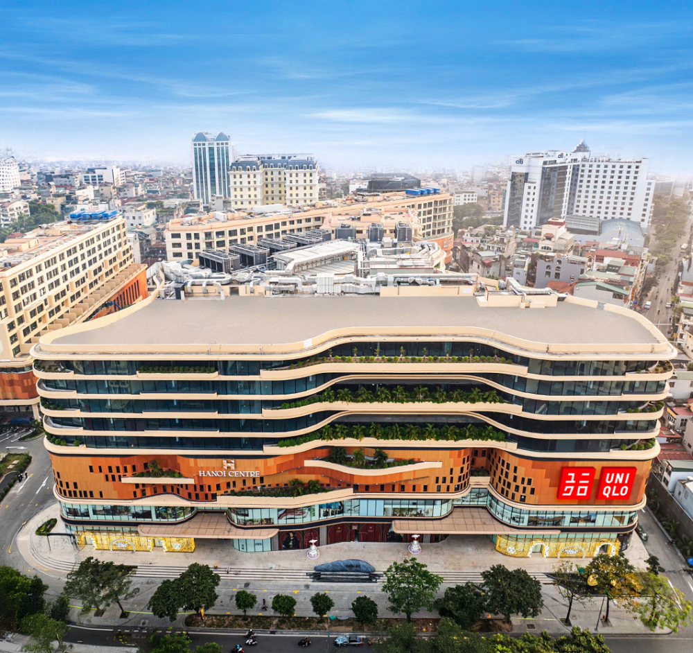 UNIQLO chính thức khai trương cửa hàng thứ 31 tại TTTM Hanoi Centre