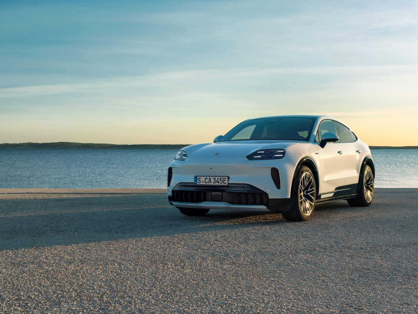SUV thuần điện Porsche Cayenne Coupe Electric bản giới hạn giá gần 5 tỷ
