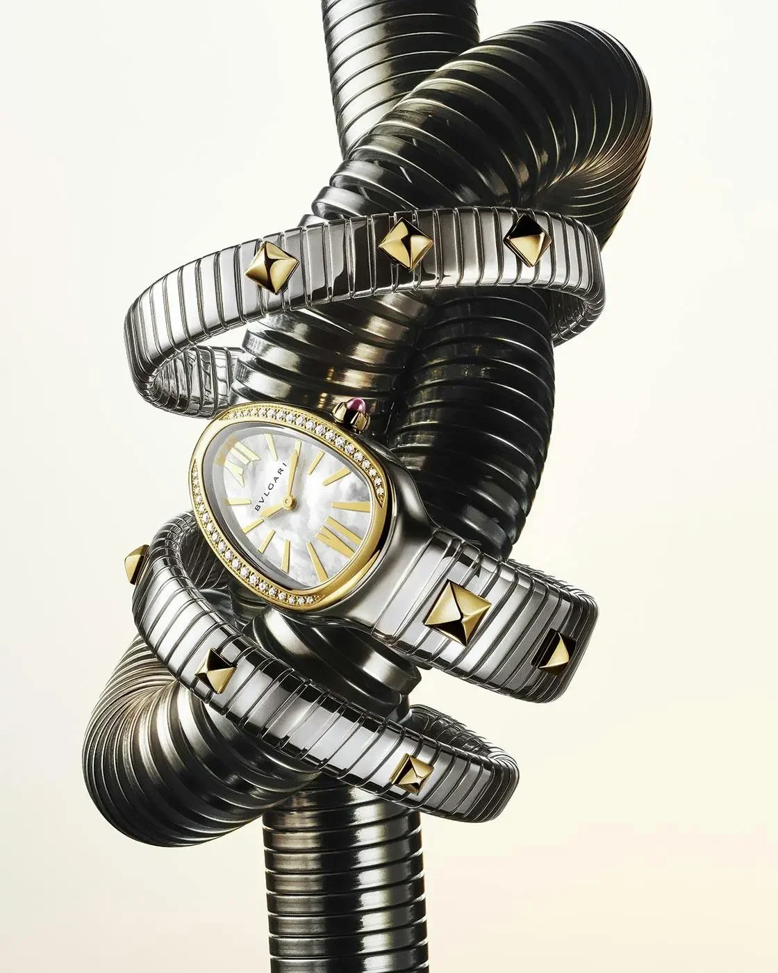 Những xu hướng định hình thế giới đồng hồ từ Watches & Wonders Geneva 2026