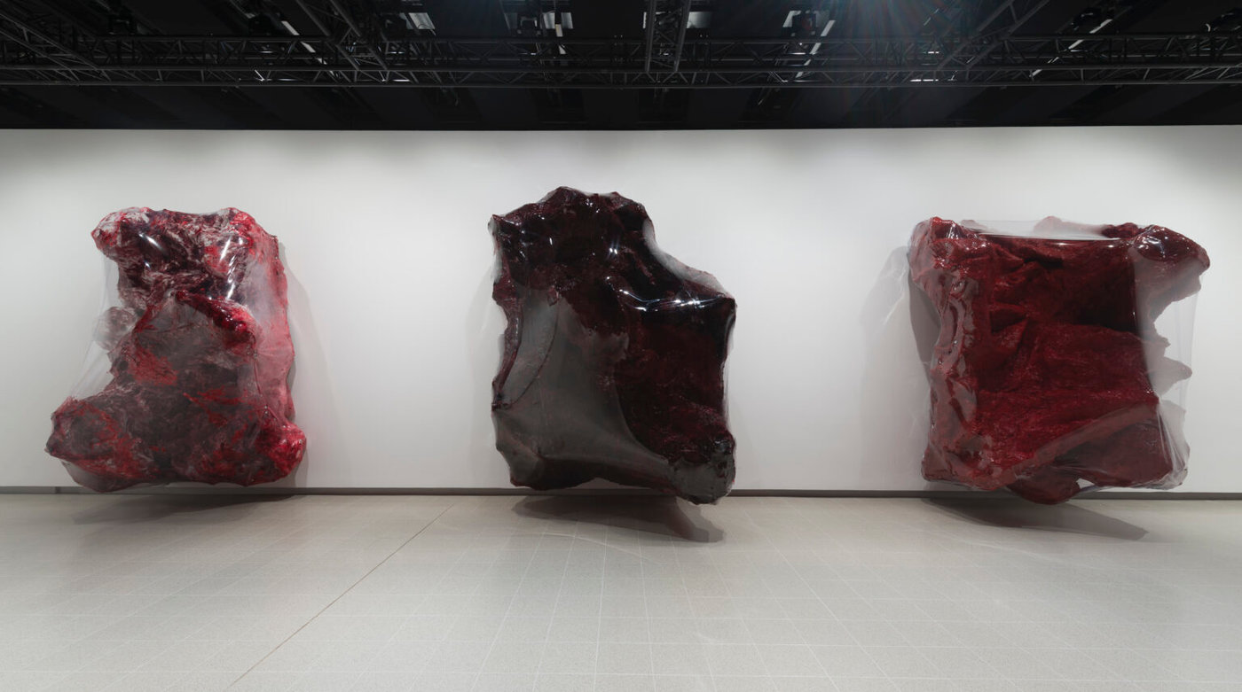 Triển lãm của "thiên tài chế tác" Anish Kapoor – Các sắc thái của màu đỏ